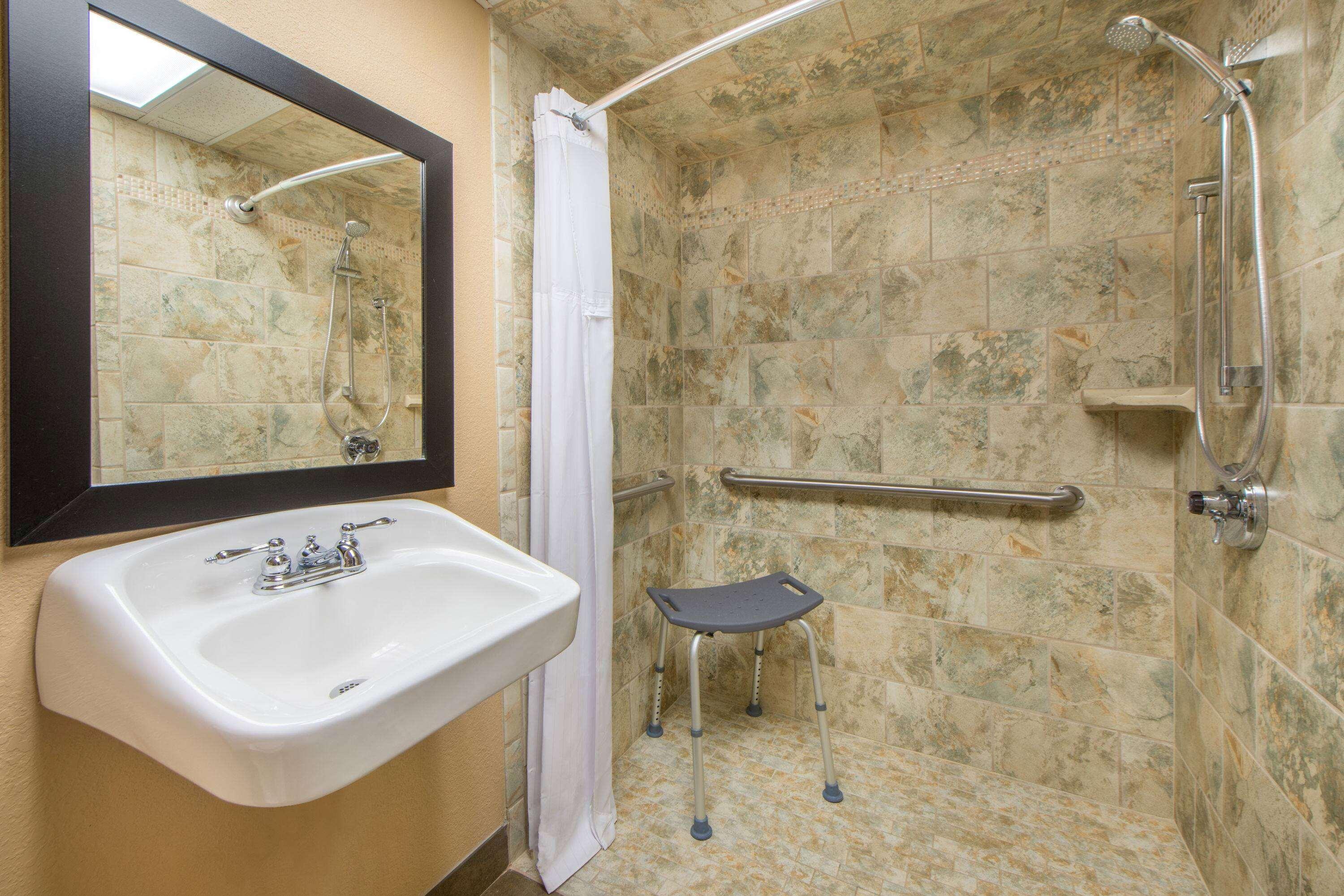 Wyndham Garden Oklahoma City Resort & Conference Hotel Near Airport, Fairgrounds Paycom & I40 Exterior foto