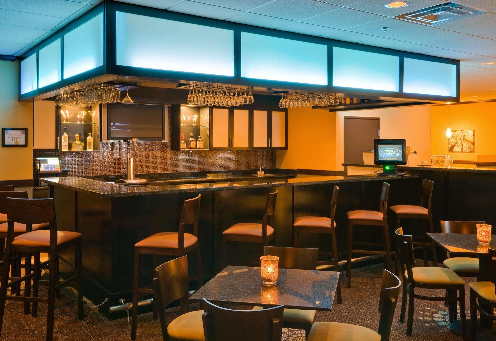Wyndham Garden Oklahoma City Resort & Conference Hotel Near Airport, Fairgrounds Paycom & I40 Restaurante foto